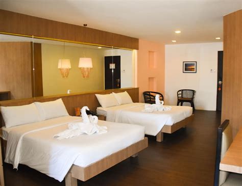 tacloban plaza hotel|Iba pa.